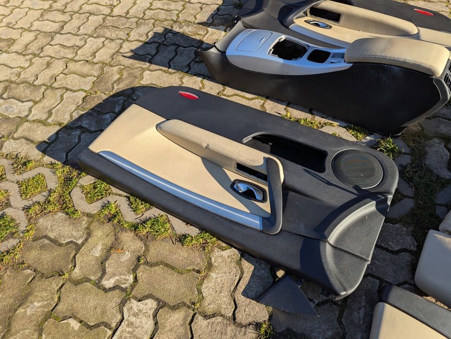 skórzana kanapa tylna i wnętrze do Renault Laguna III Coupé