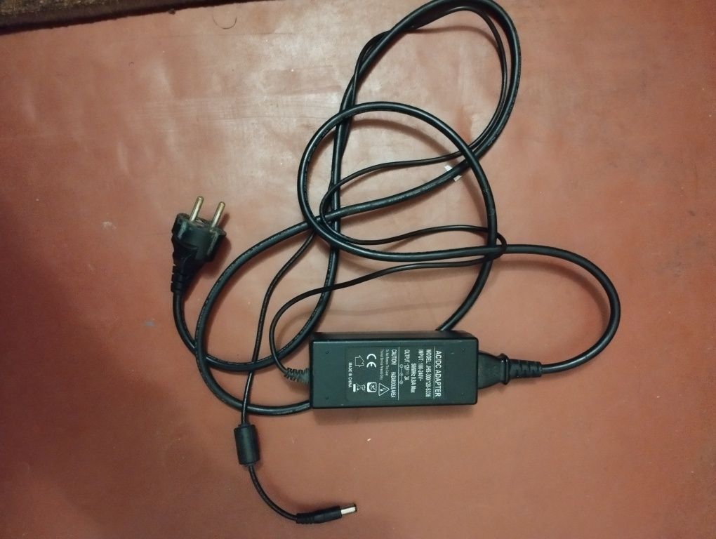Блок живлення  12V 3A