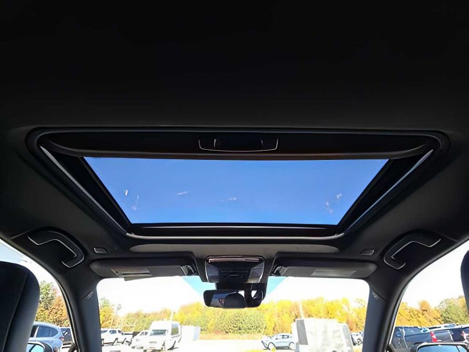 Toyota RAV4      2024