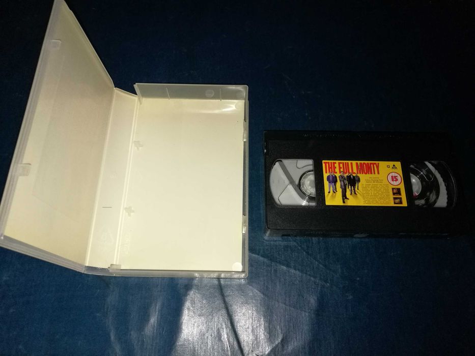 THE FULL MONTY	VHS	(legendagem em inglês)