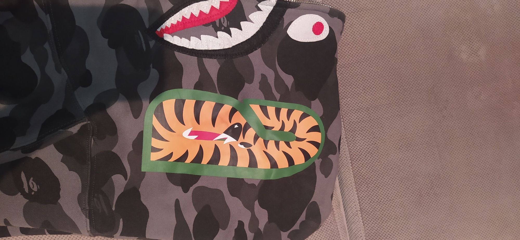 Bape shark      .