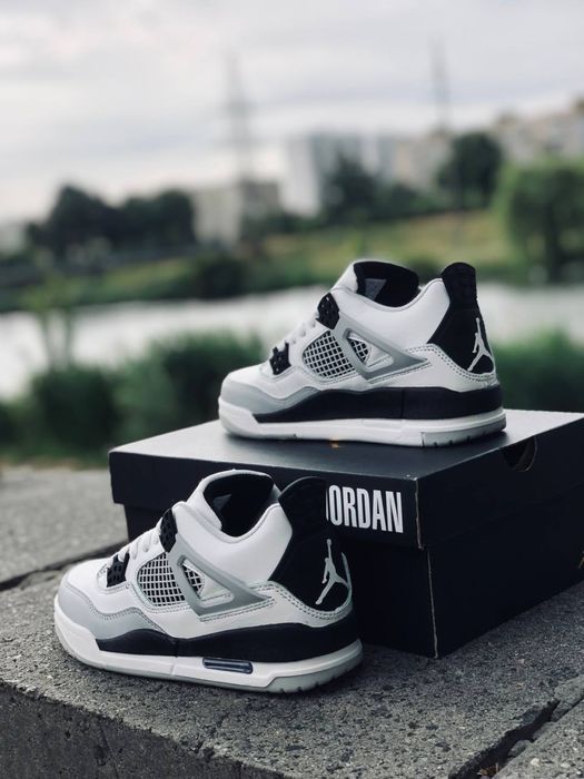 Nike Air Retro Jordan 4 кроссовки кожаные Найк Джордан 4