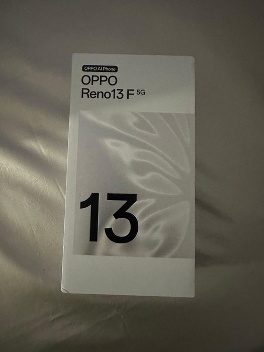 Oppo Reno 13 F 5G aceito troca