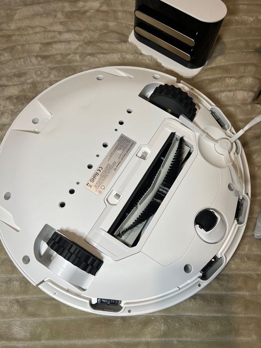 Робот пылесос VlOMI новый