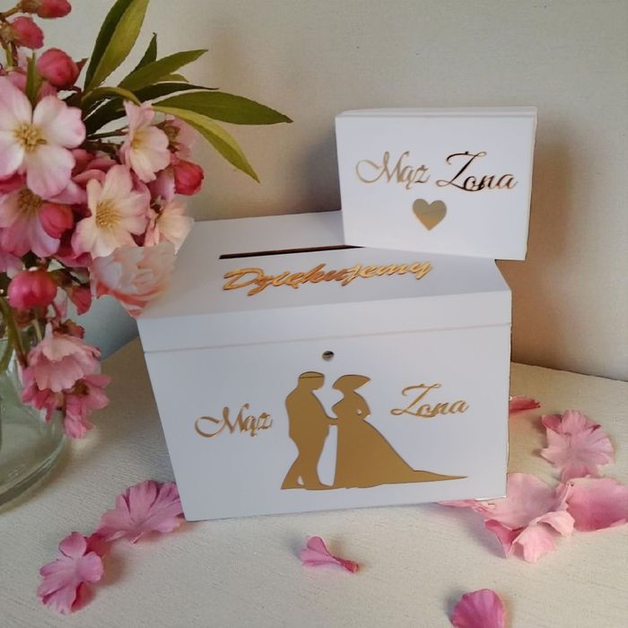 Pudełko na koperty zamykane na kluczyk