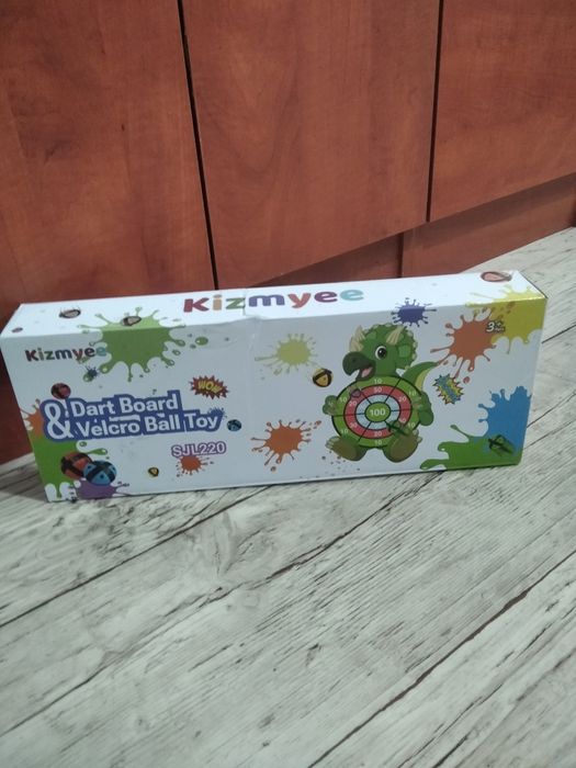 Zestaw tarczy do gry w lotki Dinozaur