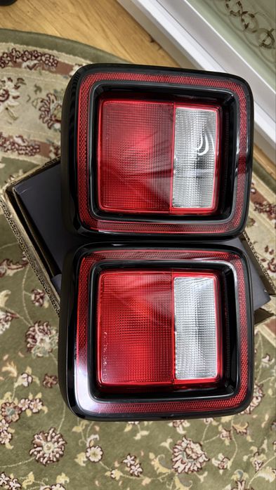 Задні стопи до Jeep Wrangler JL 2019 року