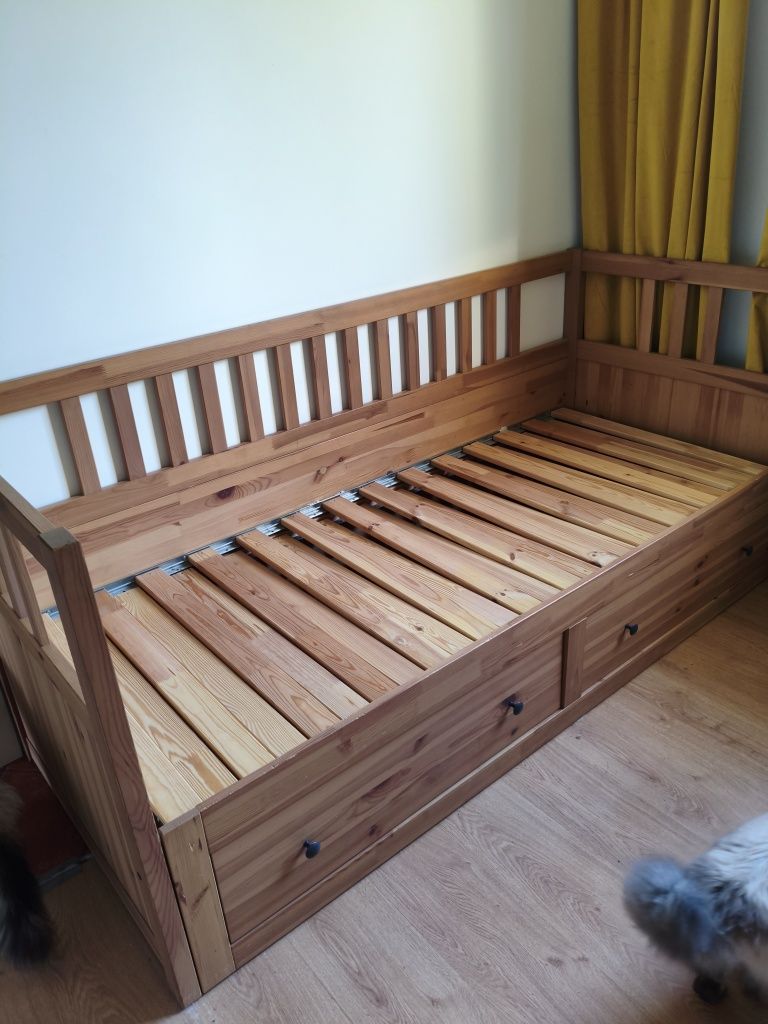 Łóżko Ikea Hemnes