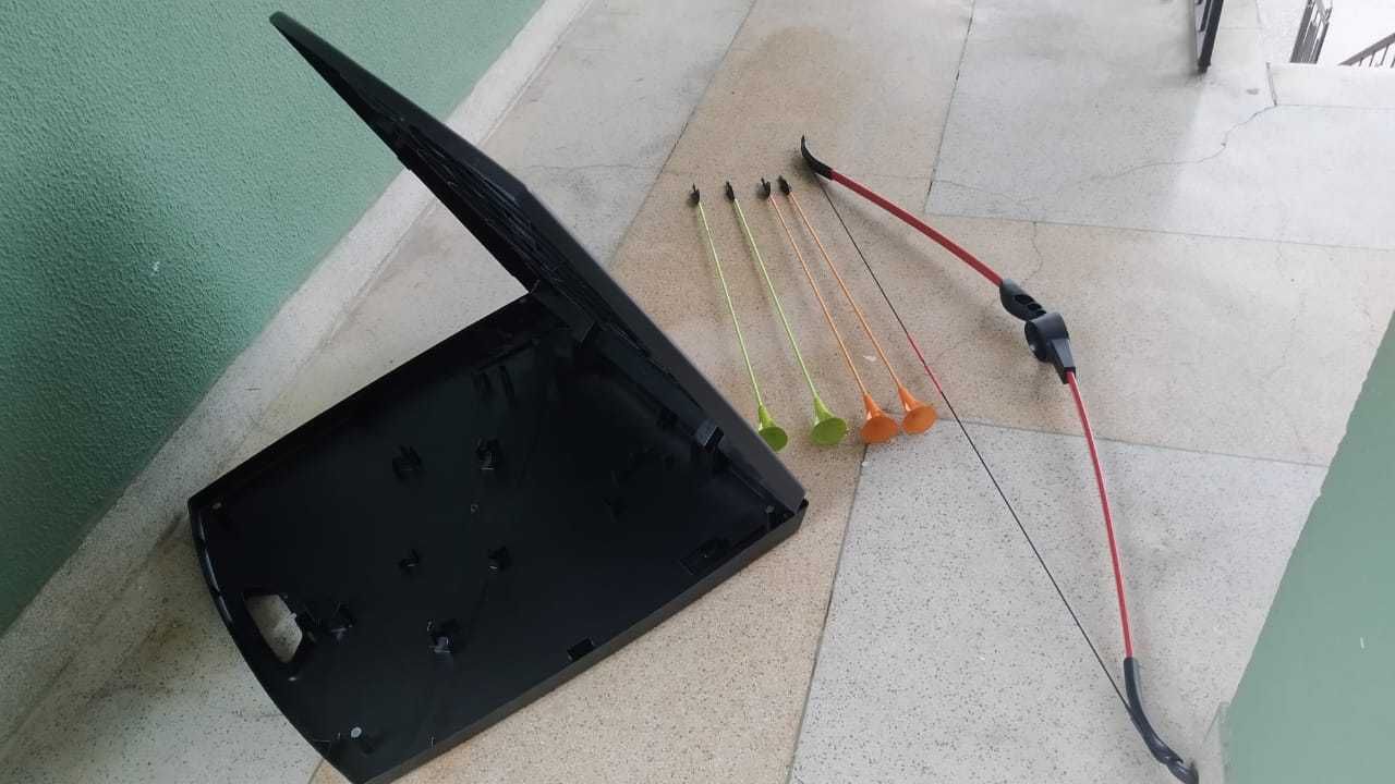 Arco e 4 Flexas de Ventosa + Alvo