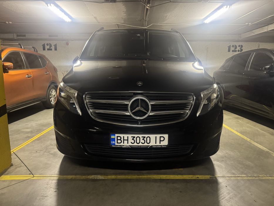 Mercedes v class v 250 4mati меседес