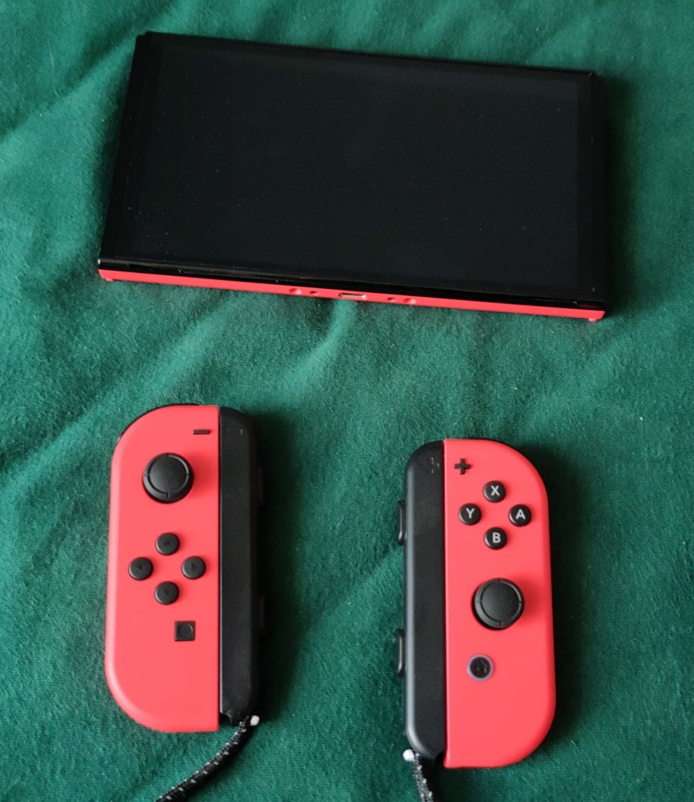 Nintendo Switch OLED Mario Red Edition +Dziedzictwo Hogwartu +pokrowie