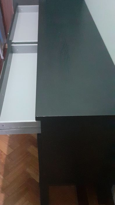 Aparador de sala Ikea