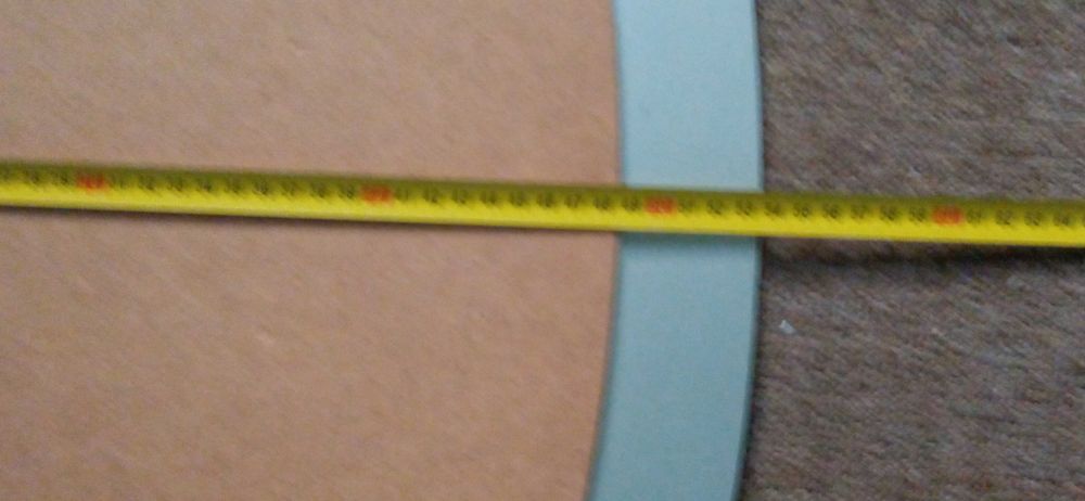 Дзеркало овальне з підвісом на стіну