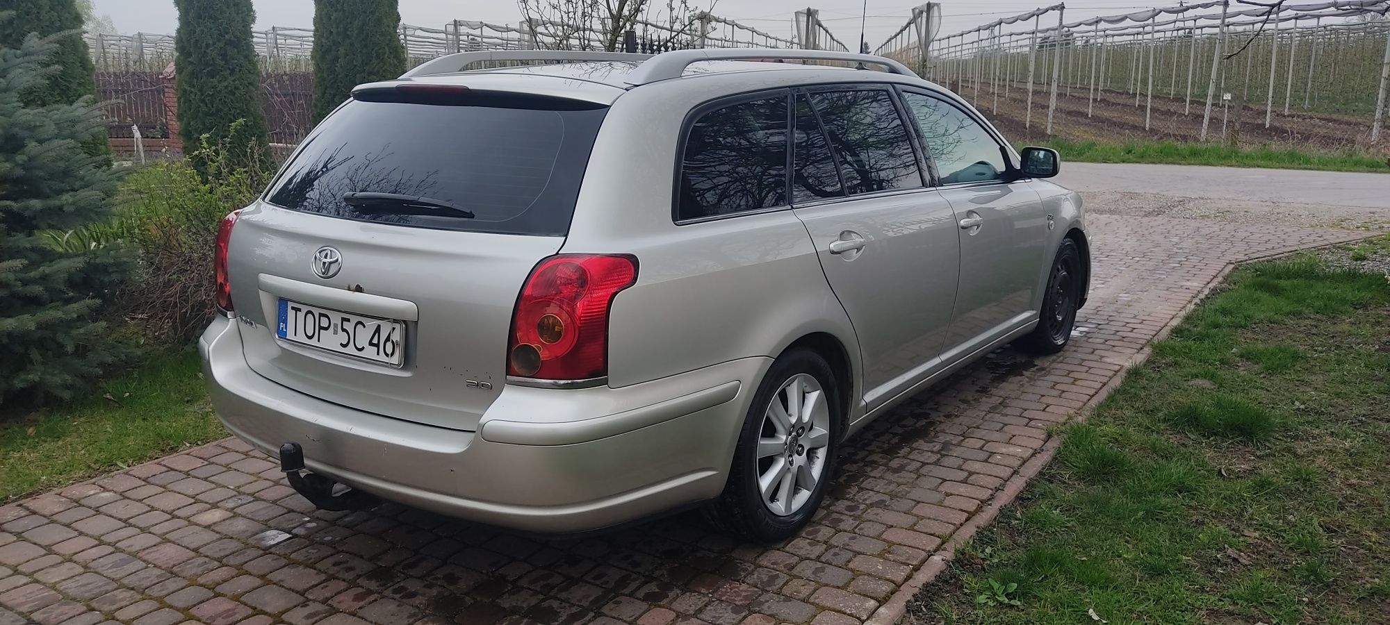 Toyota Avensis t25 2.0 D4D 2003