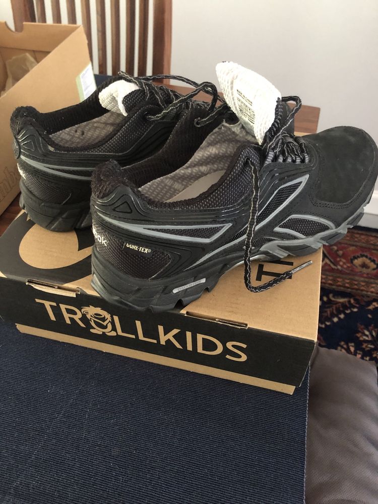 Adidasy reebok damskie rozmiar 37,5 czarne gore tex