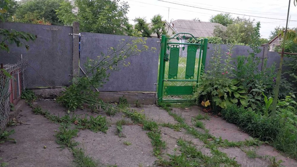 Продається будинок м . Дунаївці будинок + літня кухня.