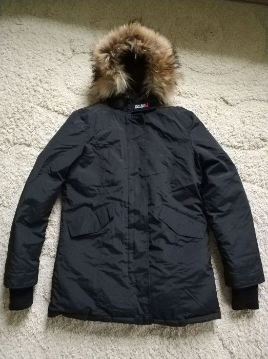 WOOLRICH JOHN RICH & BROS. Пуховик.90%пух,10%перо Розмір М.Стан нової