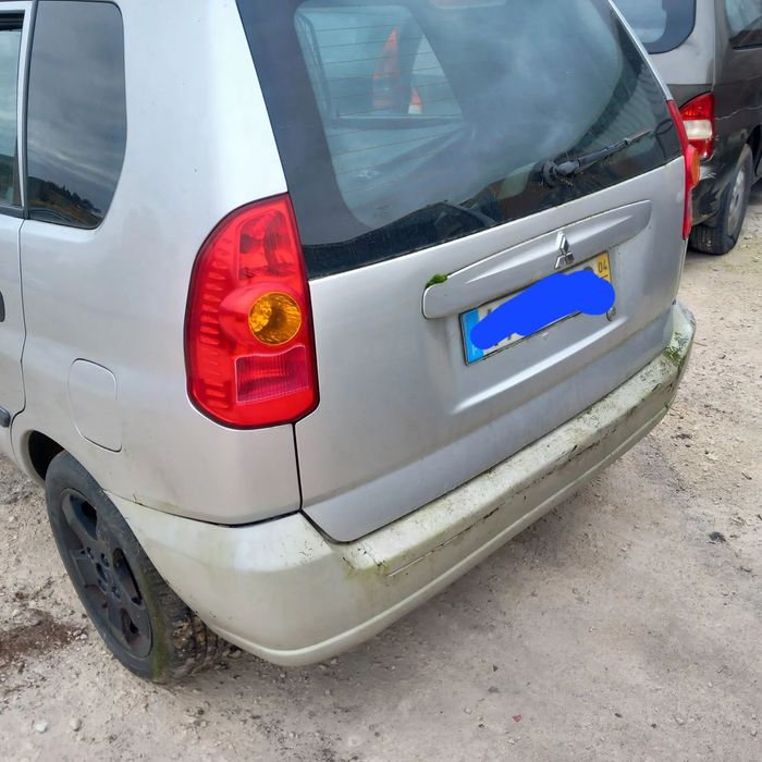 Traseira completa Mitsubishi Space Star 2003