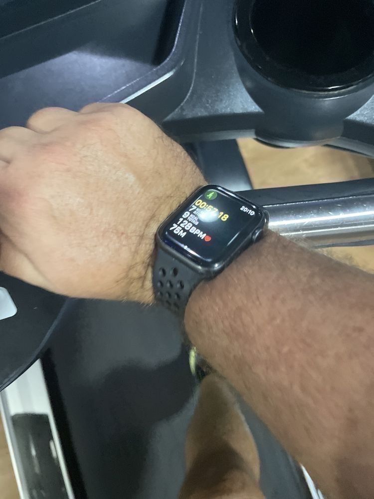 Apple Watch 6 preto 44mm