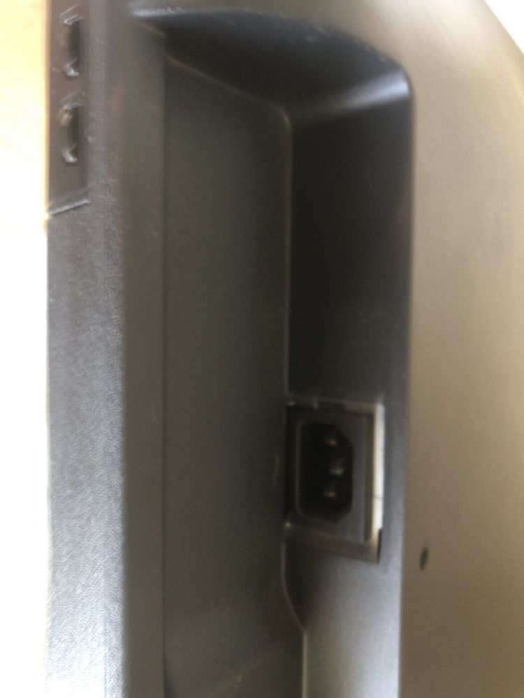 Монітор Philips 223V5LSB2