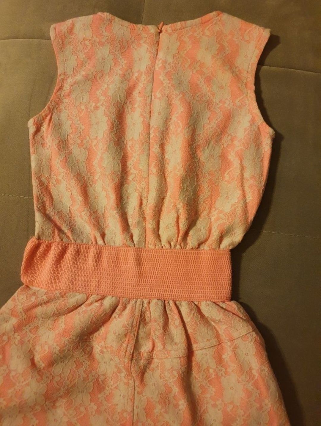 Sukienka 134 NIEBIESKI KSIĘŻYC różowa koronkowa sukienka