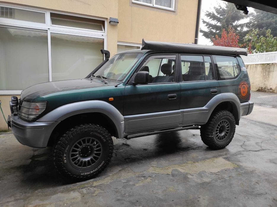 Toyota Land Cruiser Kzj95 8 lugares tudo abrevado.