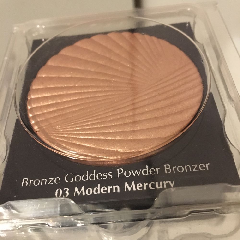 Bronze Goodess 03 Modern Mercury Bronzer Estee Lauder Rozświetlacz