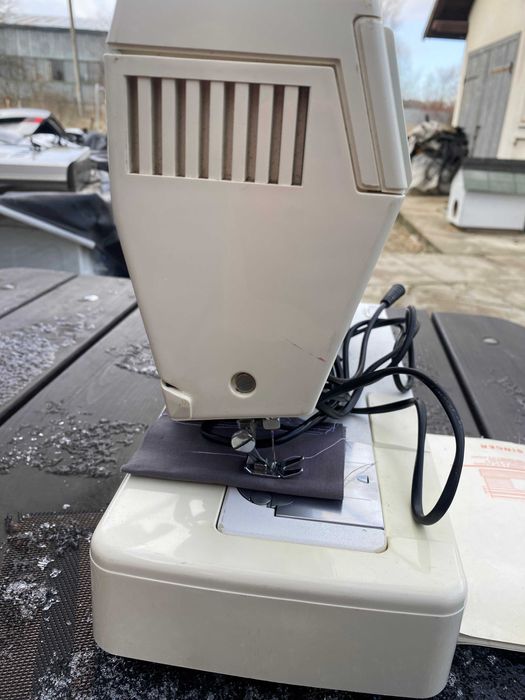 швейна машинка Singer 6243