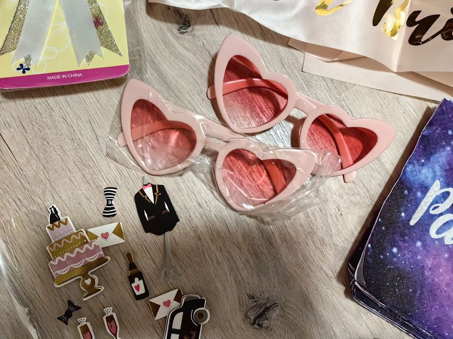 Zestaw panna młoda wieczór panieński girlanda kubki okulary serca