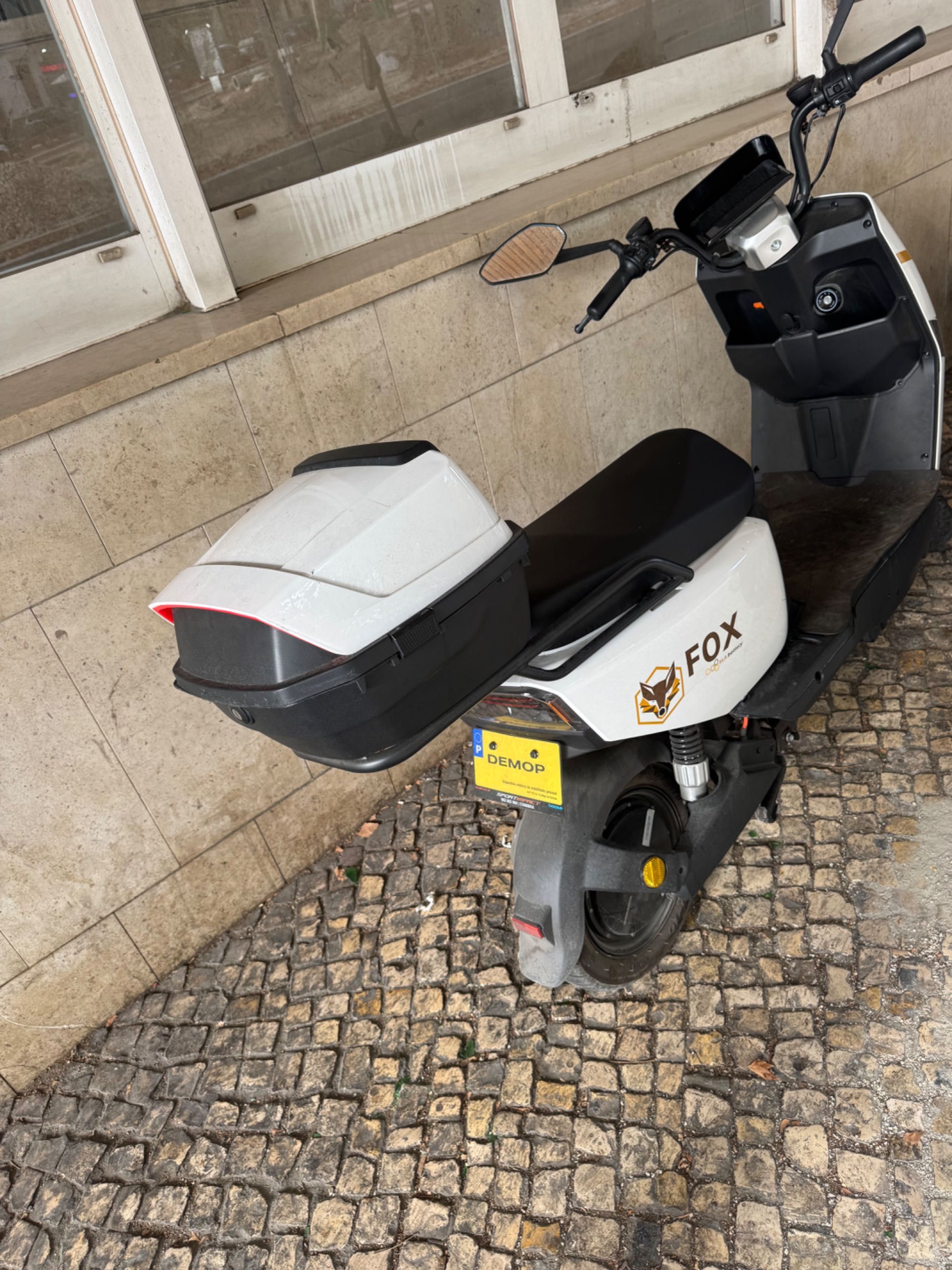 Mota elétrica novinha aceito troca