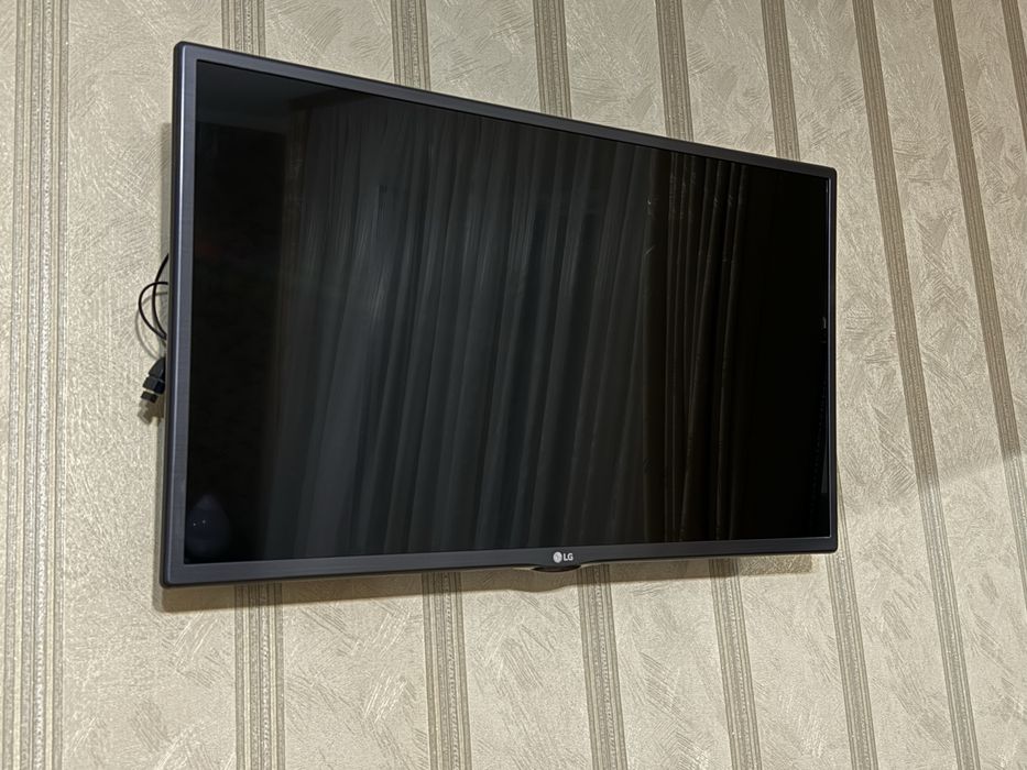 Телевізор плоский LG
