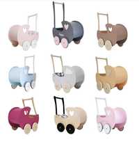 Drewniany wózek dla lalek