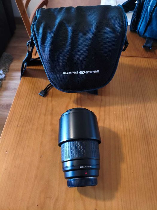 Olympus 70-300mm f/4-5.6 ED Zuiko Digital