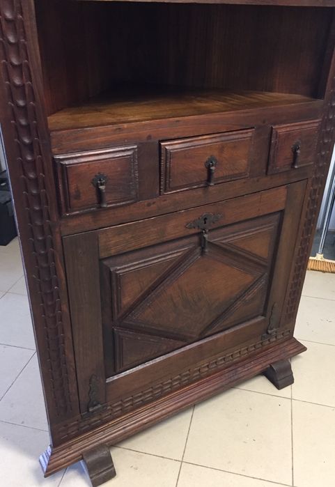 Cantoneira rustica de castanho