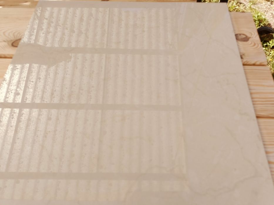 Sprzedam płytki 60x60 50m2, GRES POLEROWANY BEIGE