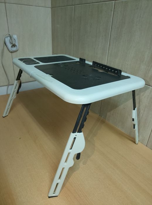 Podstawka chłodząca stolik pod laptopa 55x30x30 cm