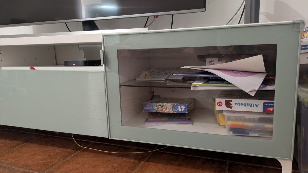 Móvel Sala/TV Portas Vidro