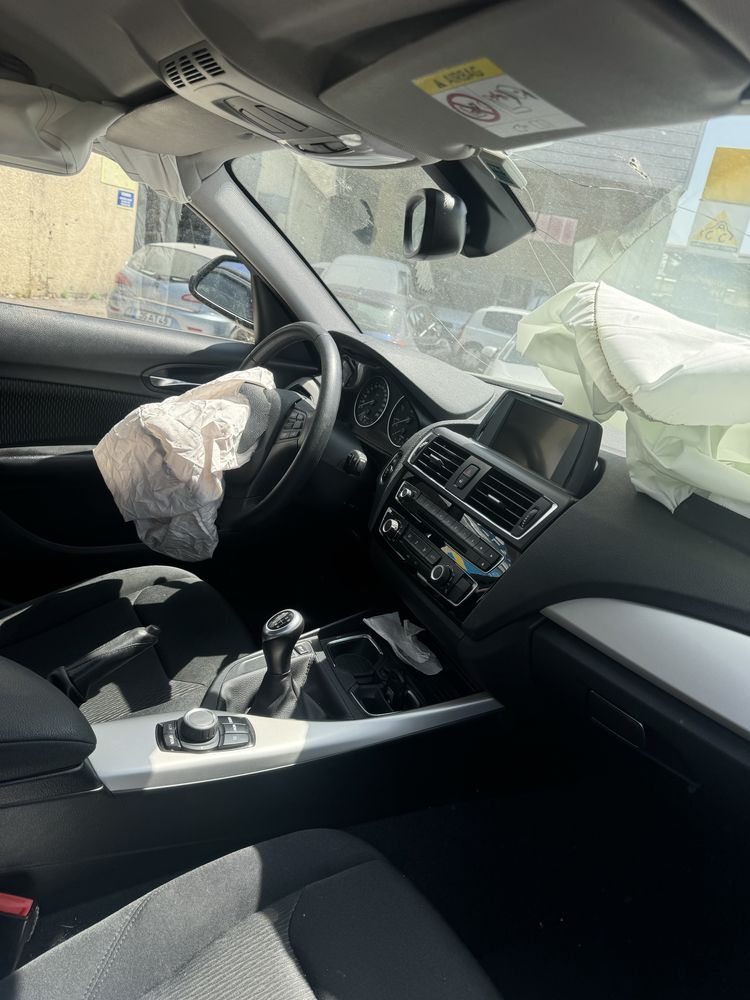 Bmw 116d  lci poucos quilometros