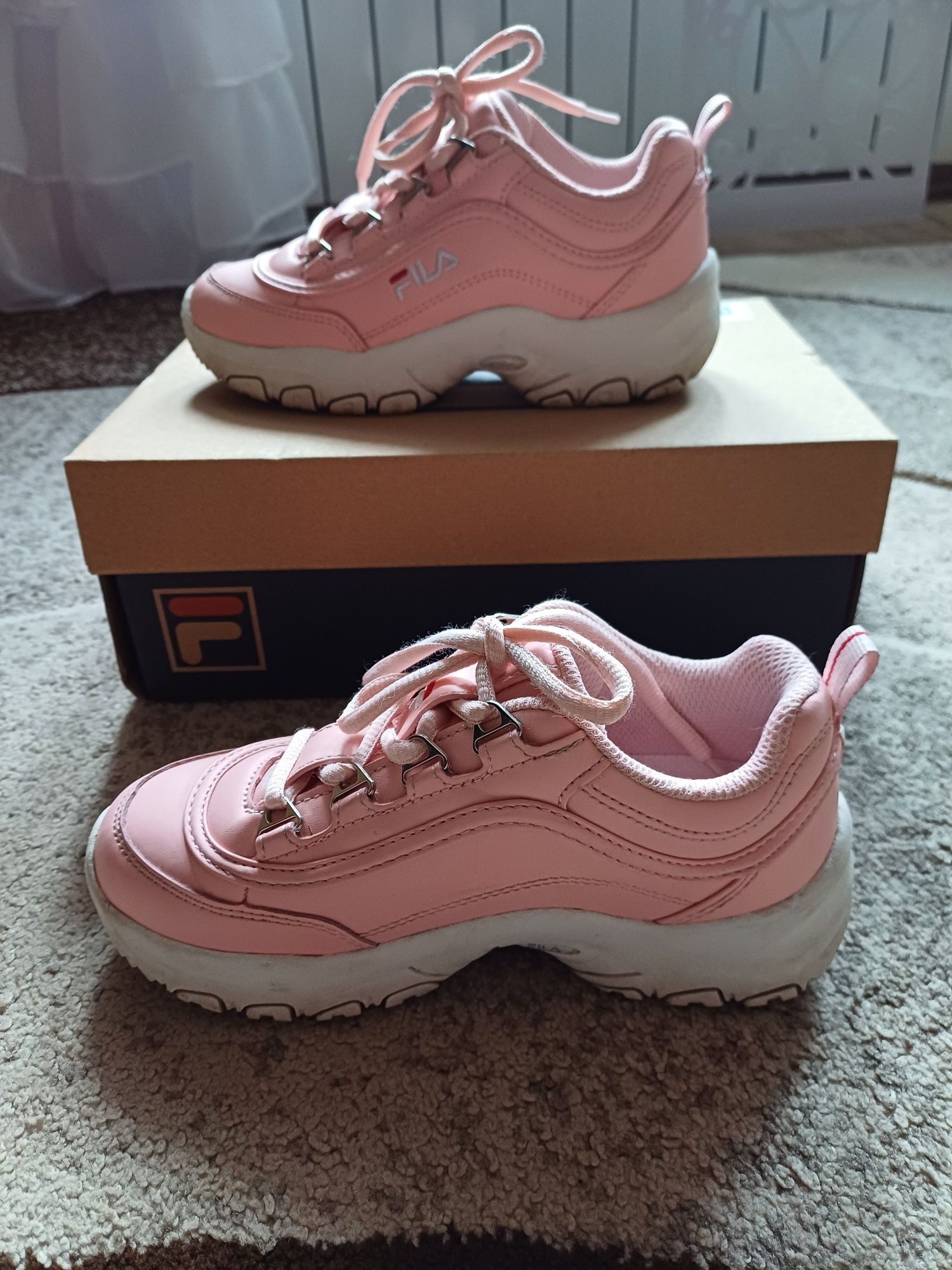 Sneakersy dla dziewczynki FILA rozmiar 32cm
