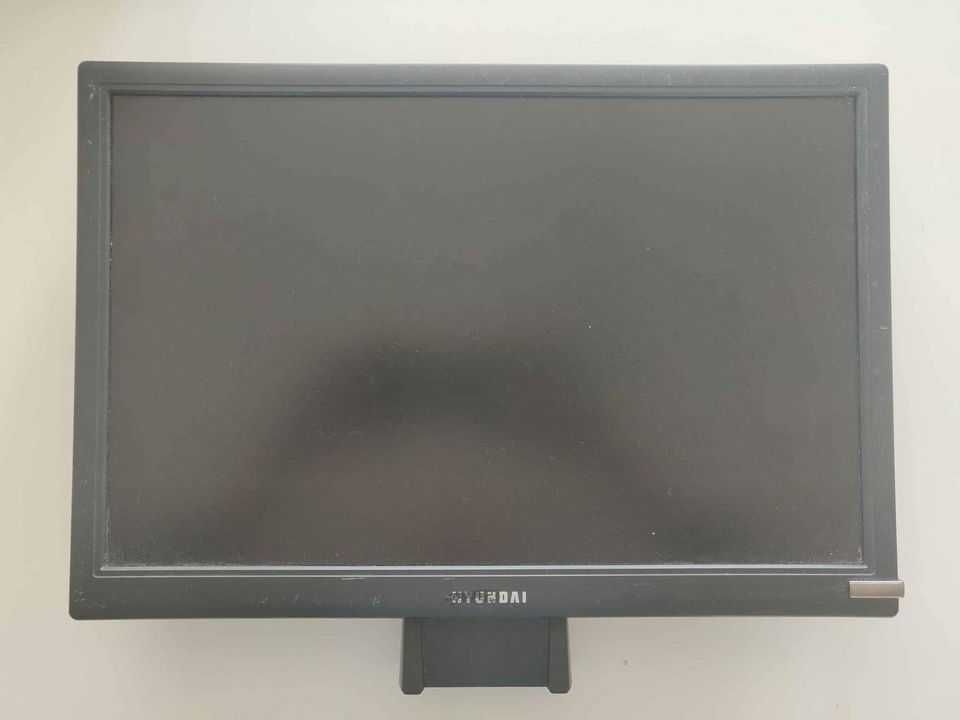 Monitor Hyundai x91w. Czytaj opis