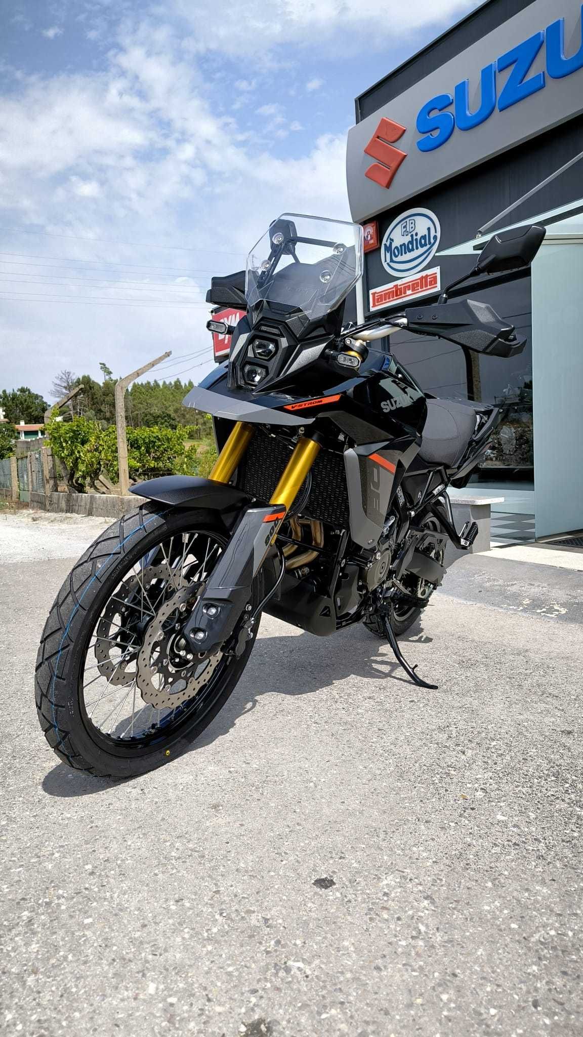 Suzuki V-Strom 800 DE, nova cor