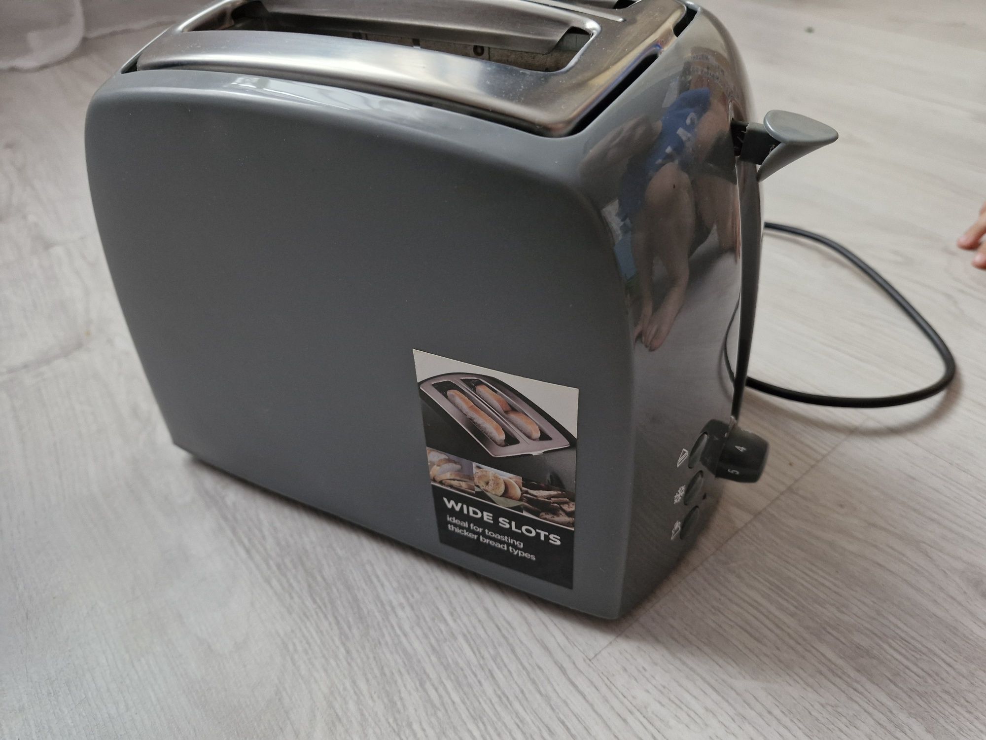 Toster Russell Hobbs
