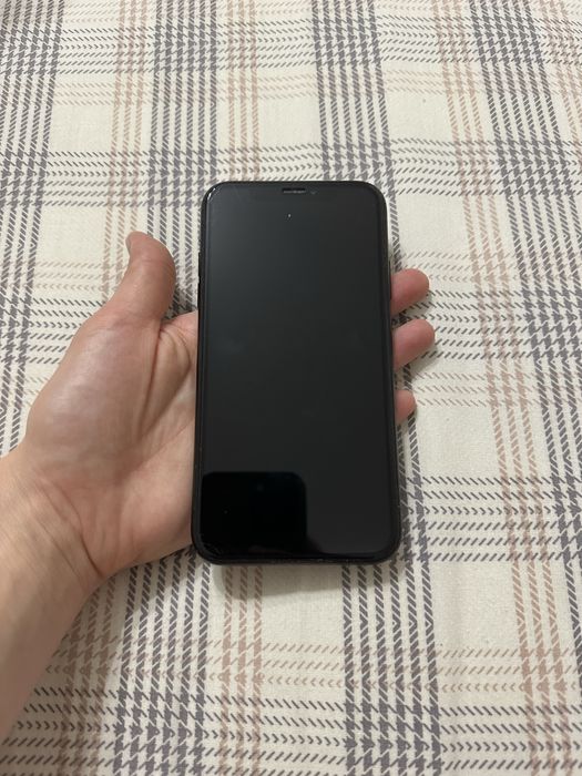 Айфон 10 xr, 128 gb, в ідеальному стані