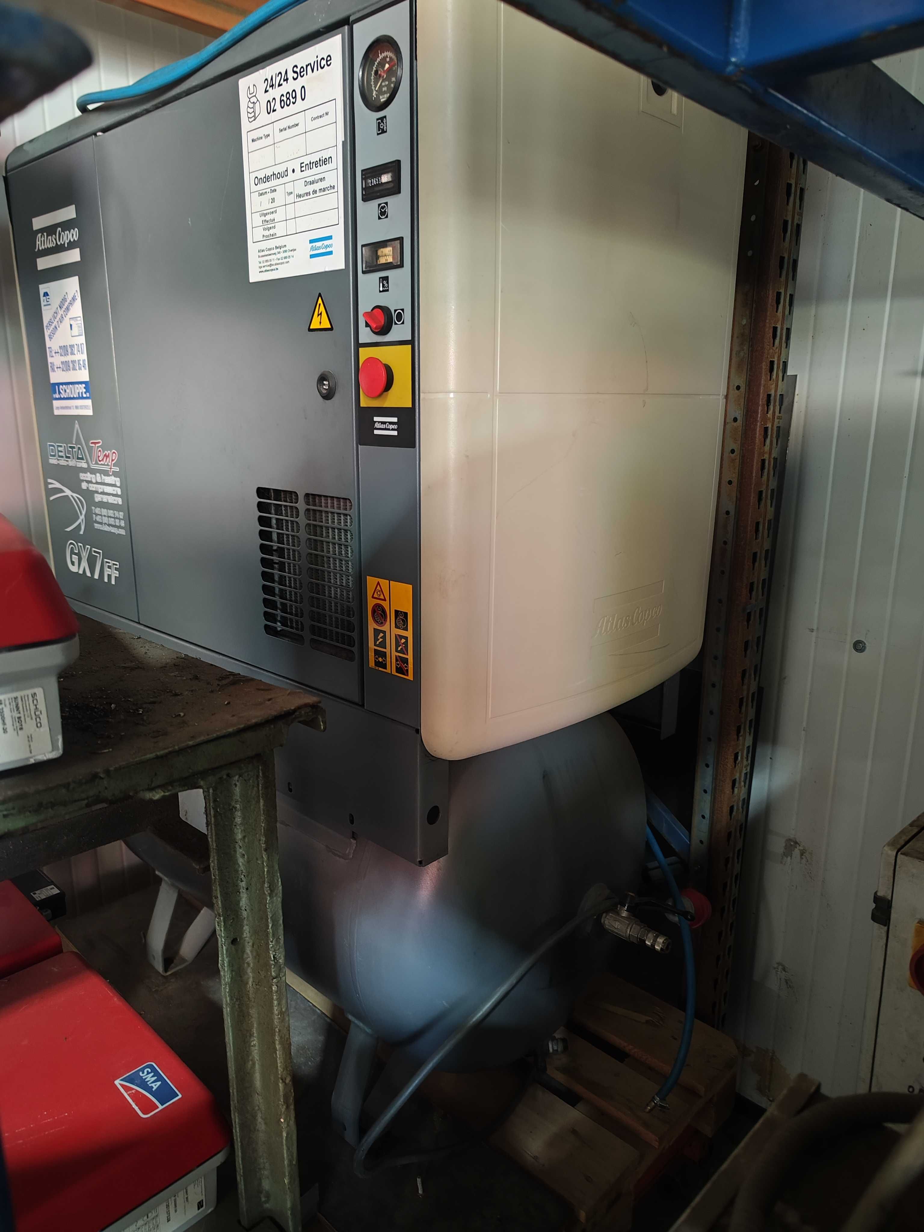 kompresor śrubowy atlas copco GX7 FF