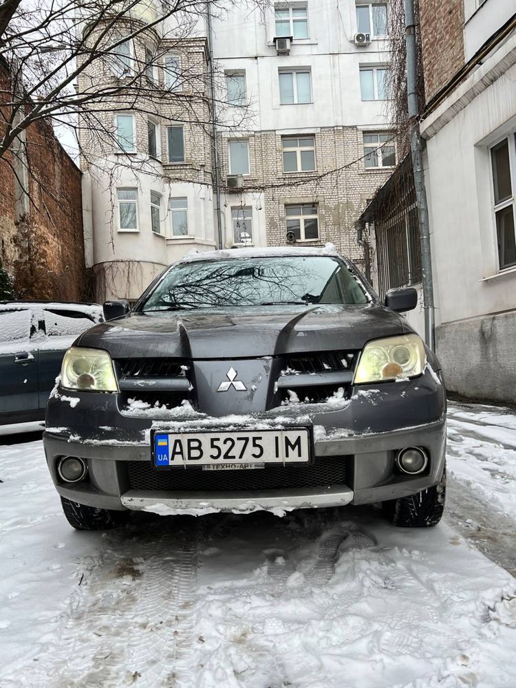 Автомобиль Митсубиси ОТ ХОЗЯИНА