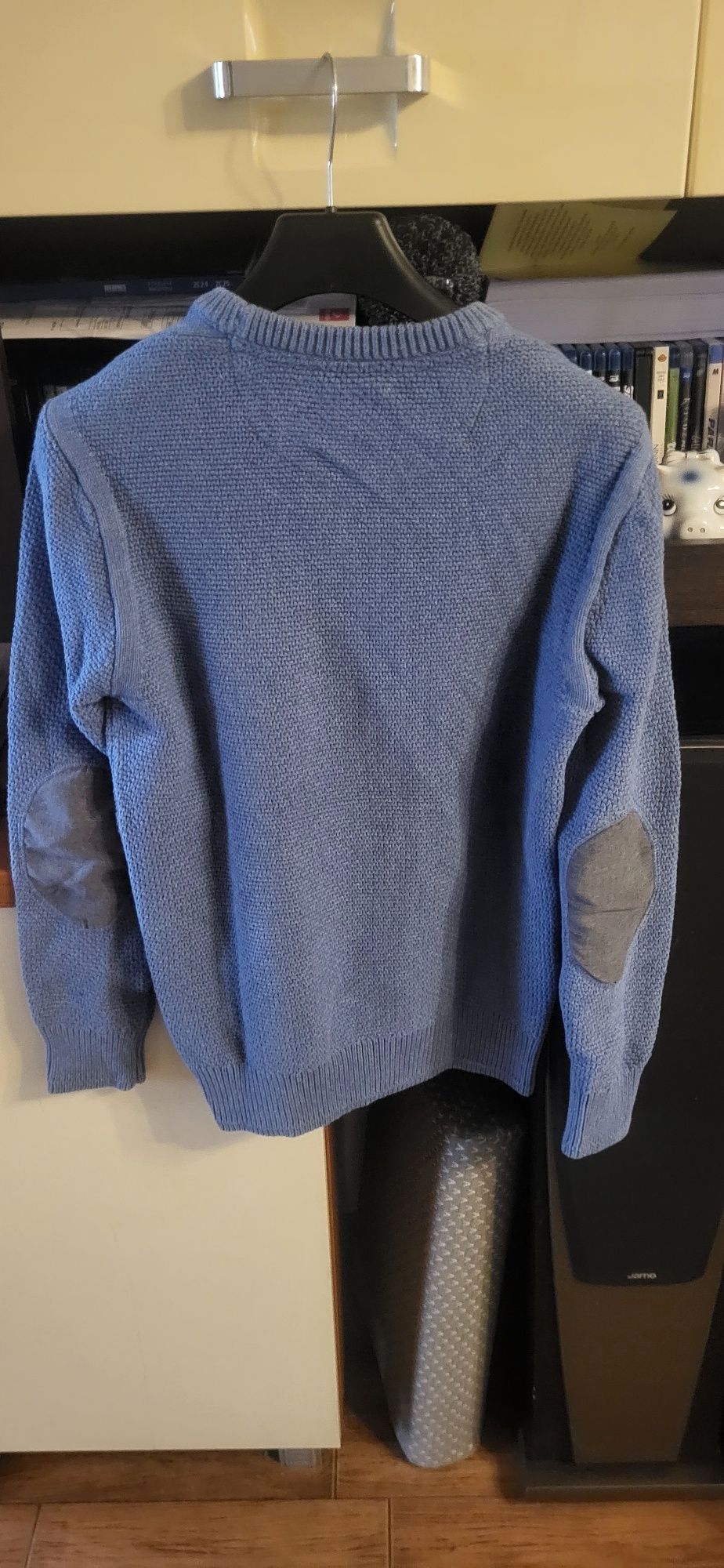 Reserved sweter M