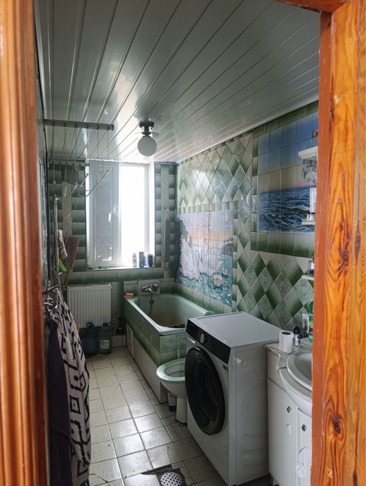 Продам дом в г.Остер в 3 минутах от реки Десна