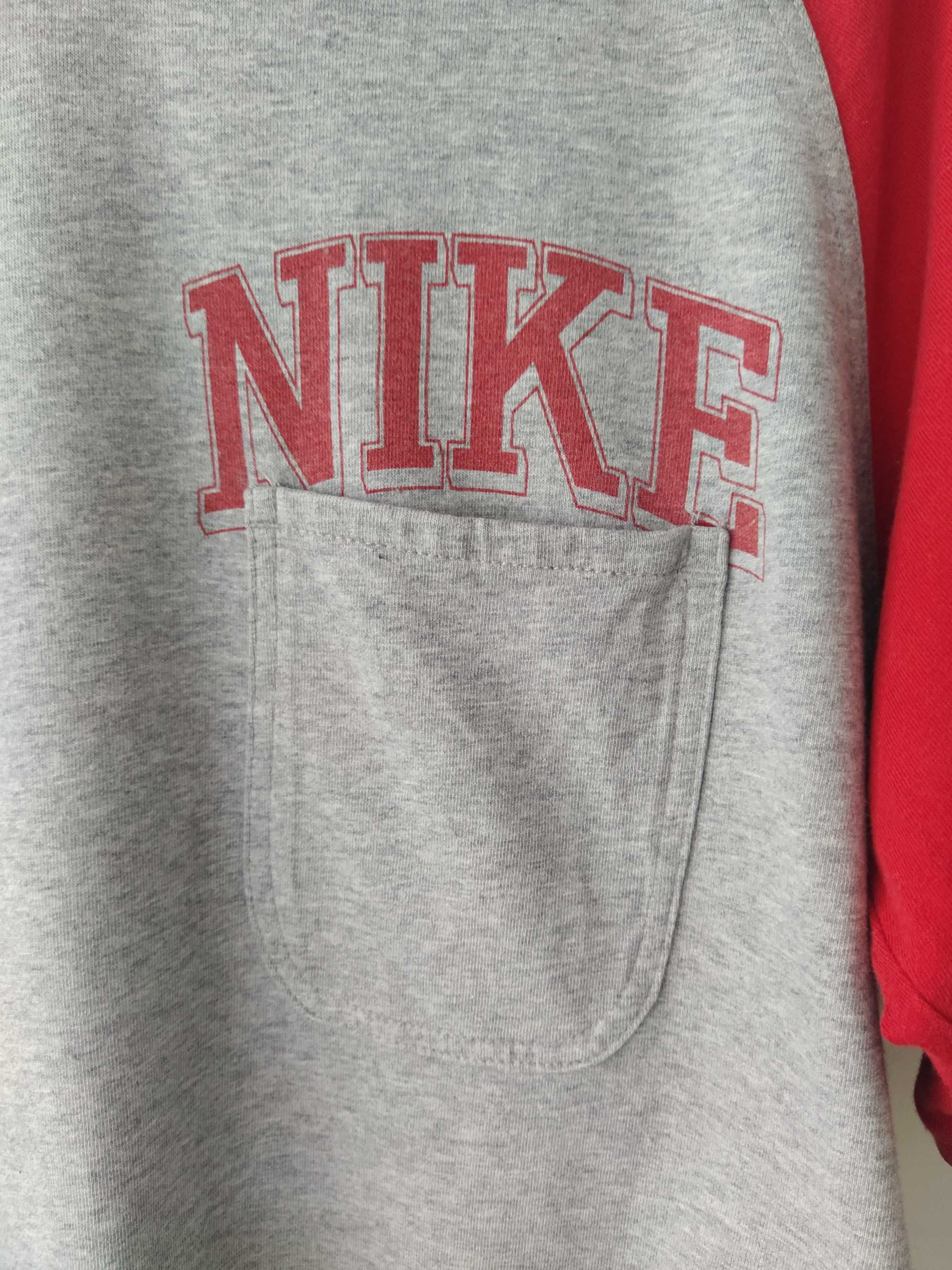 NIKE szaro czerwona koszulka z kapturem i numerem 7 roz. L
