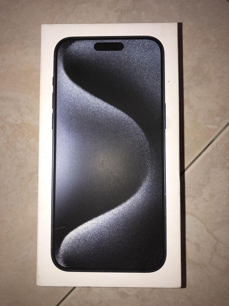 Vendo Caixa Iphone 15 Pro Max, Blue Titanium, 256GB