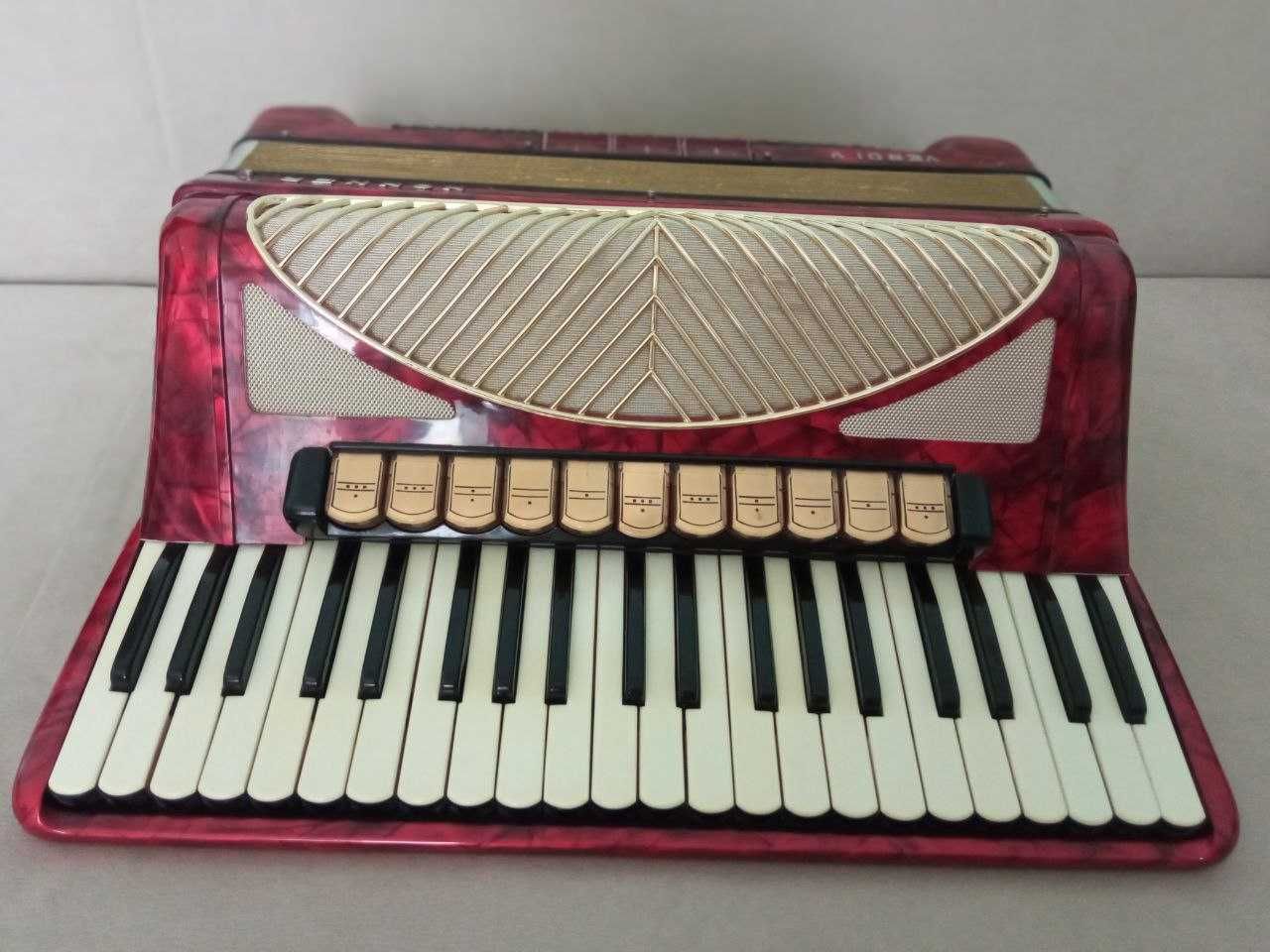 Акордеон Hohner Verdi V